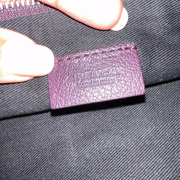 Auth Givenchy large pouch - Picture 9 of 9